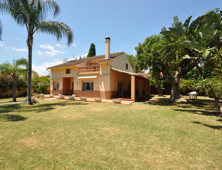 Venta · Villa / Chalet · SAN PEDRO ALCÁNTARA · Costa del Sol