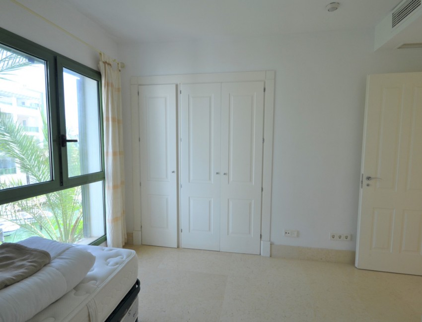 Sale · Apartment / Flat · Sotogrande · Costa del Sol