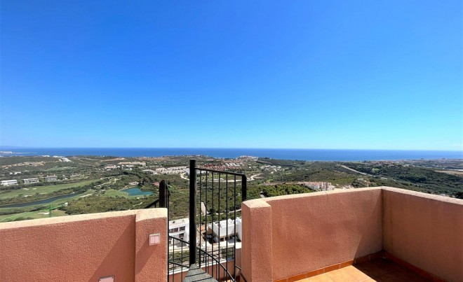 Sale · Apartment / Flat · Casares · Costa del Sol