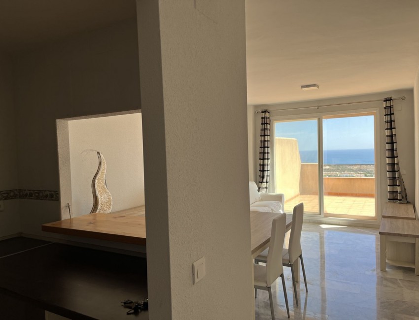 Sale · Apartment / Flat · Casares · Costa del Sol