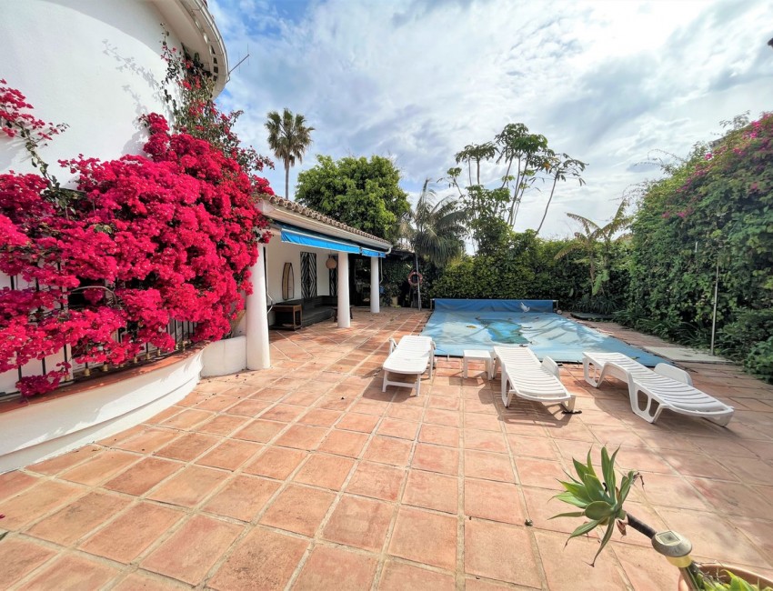 Venta · Villa / Chalet · Estepona · Costa del Sol