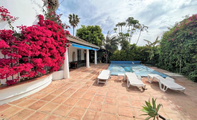 Venta · Villa / Chalet · Estepona · Costa del Sol