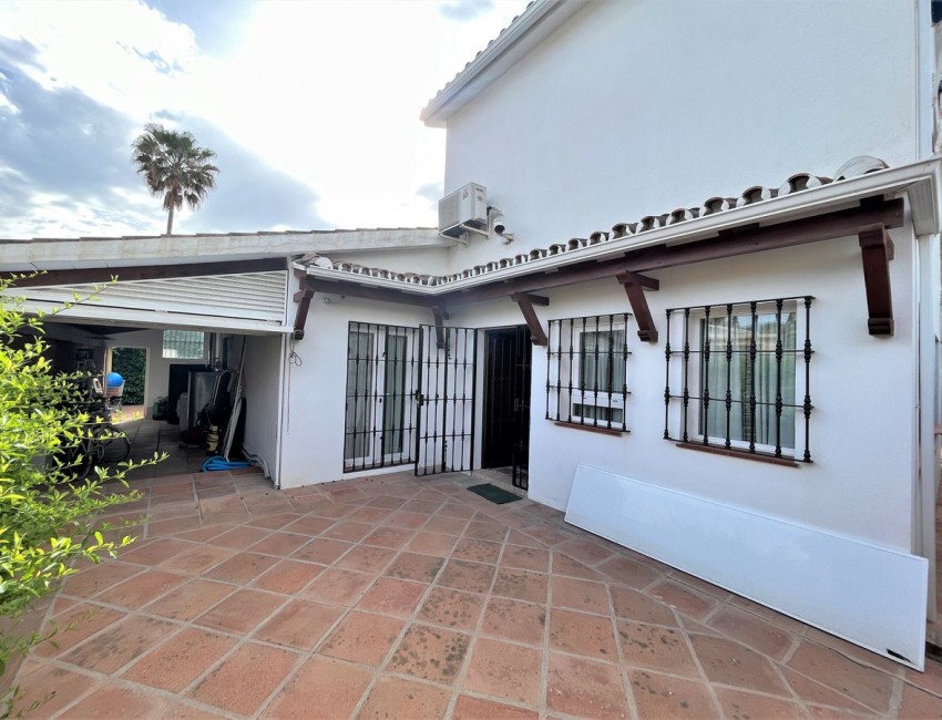 Venta · Villa / Chalet · Estepona · Costa del Sol