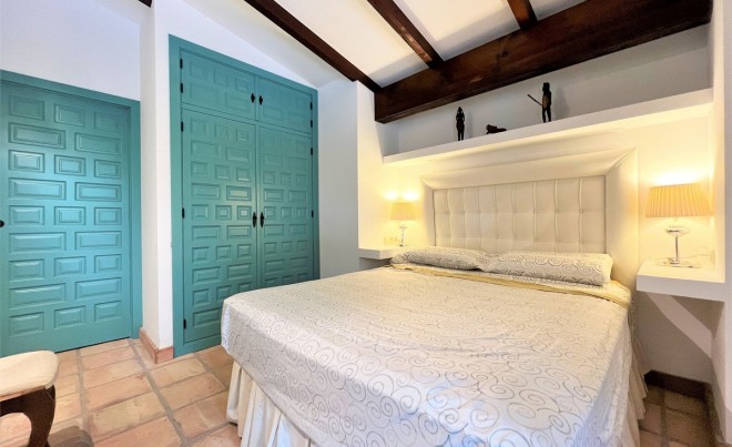 Venta · Villa / Chalet · Estepona · Costa del Sol