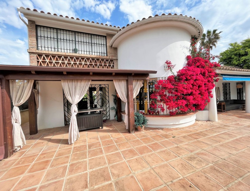 Venta · Villa / Chalet · Estepona · Costa del Sol