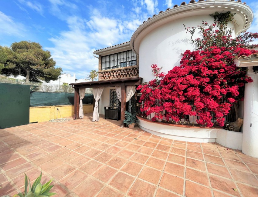 Venta · Villa / Chalet · Estepona · Costa del Sol