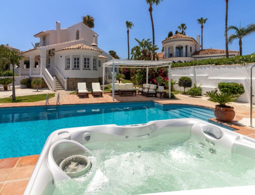 Venta · Villa / Chalet · Estepona · Costa del Sol