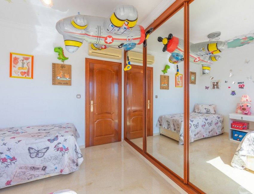 Venta · Villa / Chalet · Las Lagunas · Costa del Sol