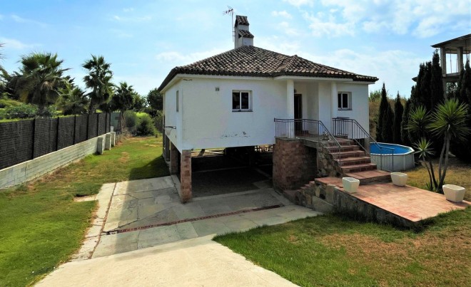 Venta · Villa / Chalet · Estepona · Costa del Sol