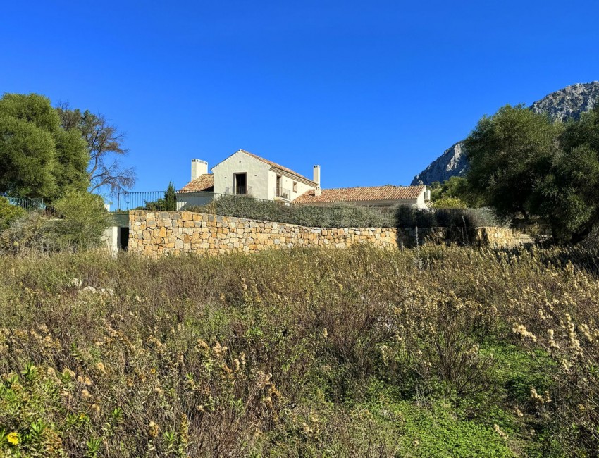 Revente · Villa · Casares · Costa del Sol