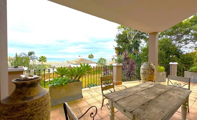 Venta · Villa / Chalet · La Duquesa · Costa del Sol