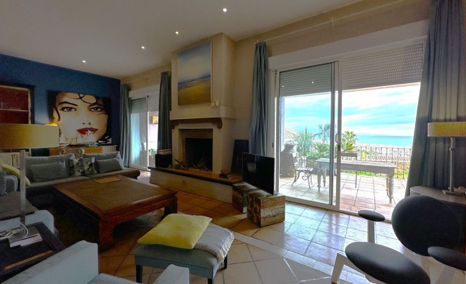 Venta · Villa / Chalet · La Duquesa · Costa del Sol