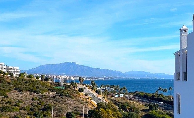 Sale · Apartment / Flat · Casares · Costa del Sol