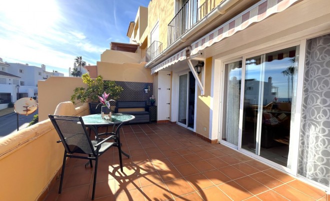 Sale · Apartment / Flat · Casares · Costa del Sol