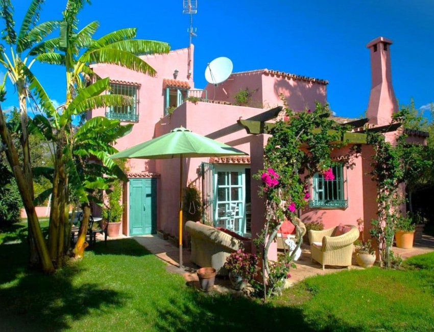 Venta · Villa / Chalet · Estepona · Costa del Sol