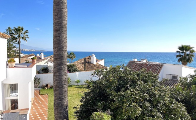 Venta · Villa / Chalet · Estepona · Costa del Sol