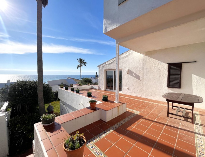 Venta · Villa / Chalet · Estepona · Costa del Sol