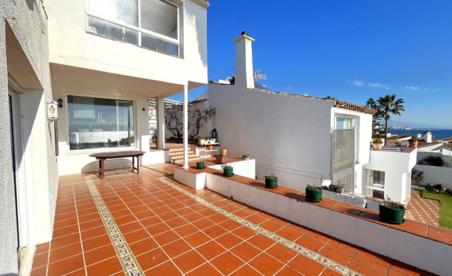 Venta · Villa / Chalet · Estepona · Costa del Sol