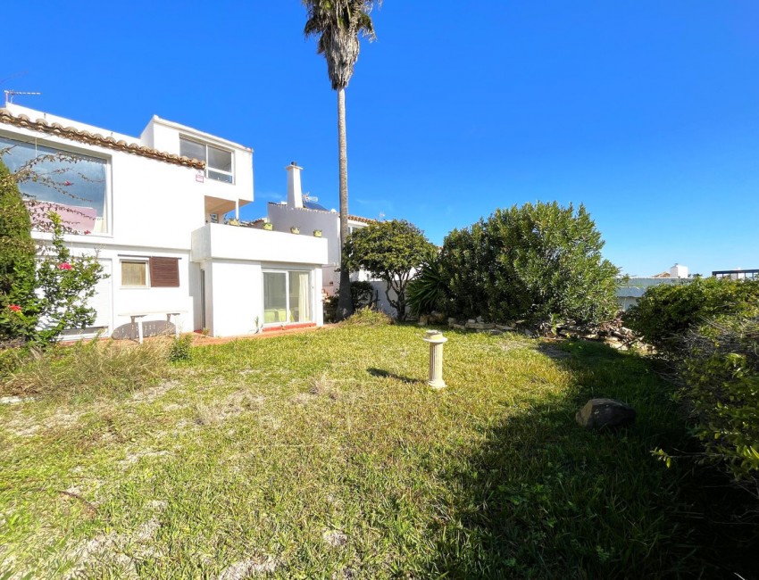 Venta · Villa / Chalet · Estepona · Costa del Sol