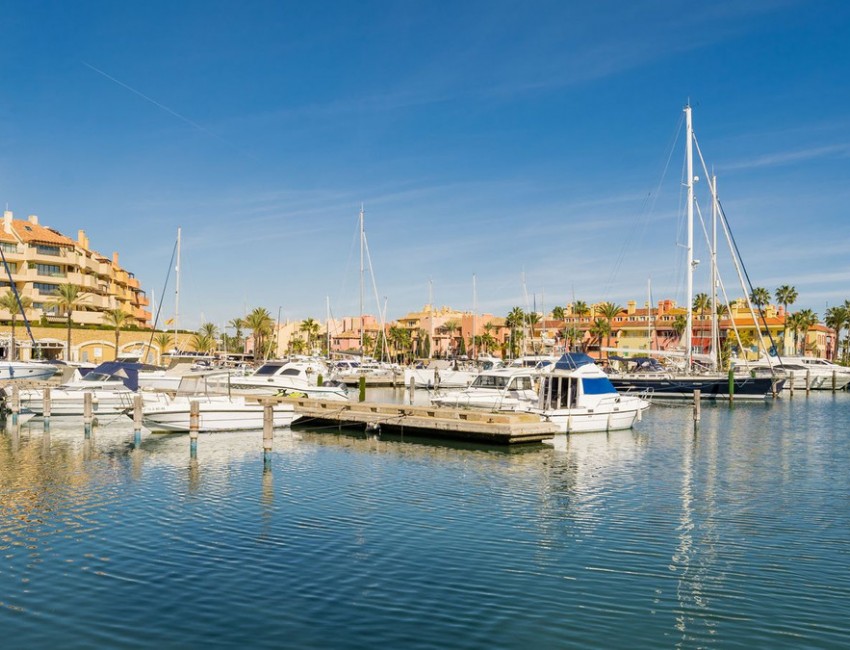 Sale · Apartment / Flat · Sotogrande · Costa del Sol