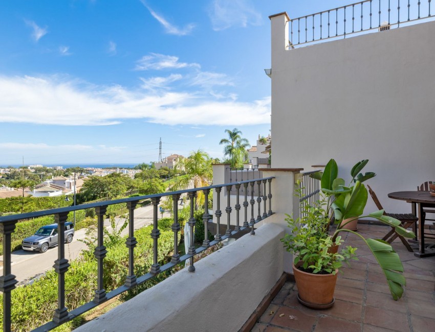 Sale · Bungalow / Townhouse / Detached / Terraced · Estepona · Costa del Sol