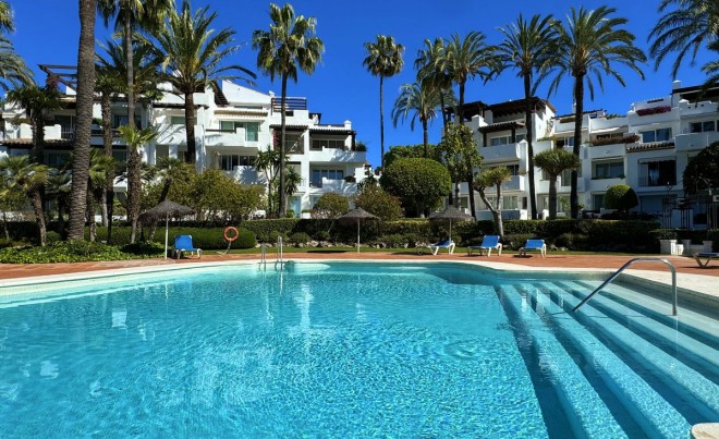 Sale · Apartment / Flat · Estepona · Costa del Sol