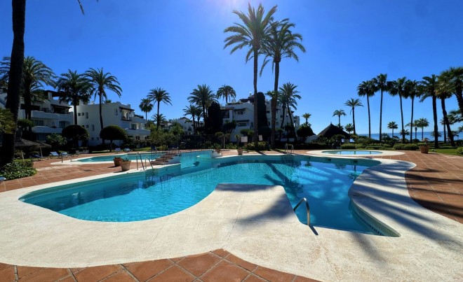 Sale · Apartment / Flat · Estepona · Costa del Sol