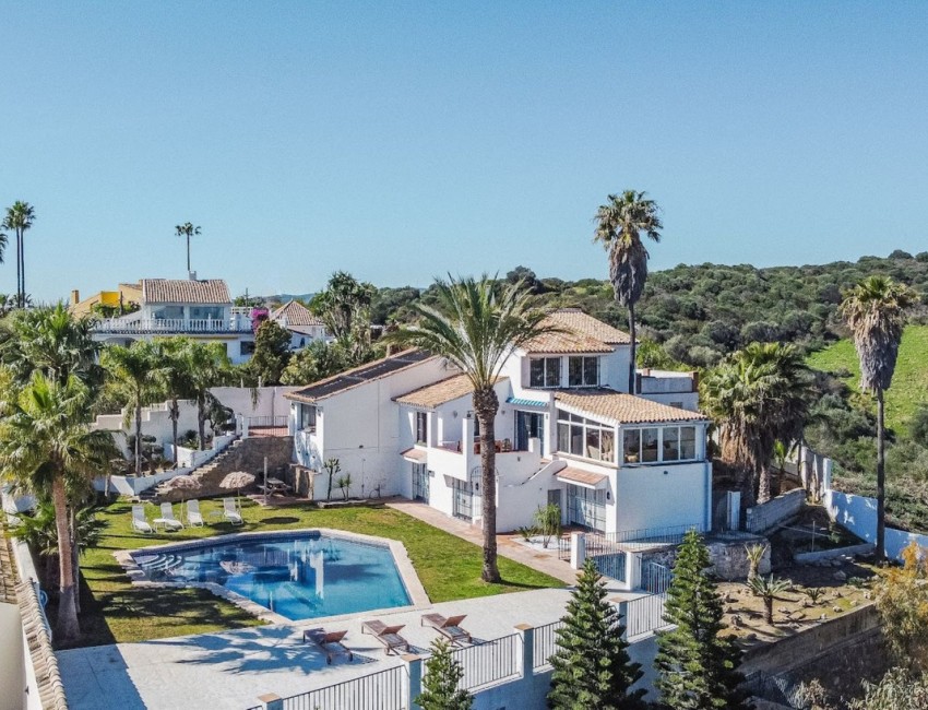 Venta · Villa / Chalet · Estepona · Costa del Sol