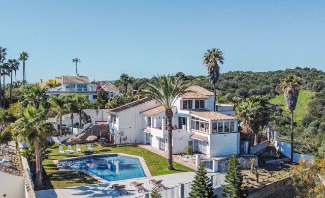 Venta · Villa / Chalet · Estepona · Costa del Sol