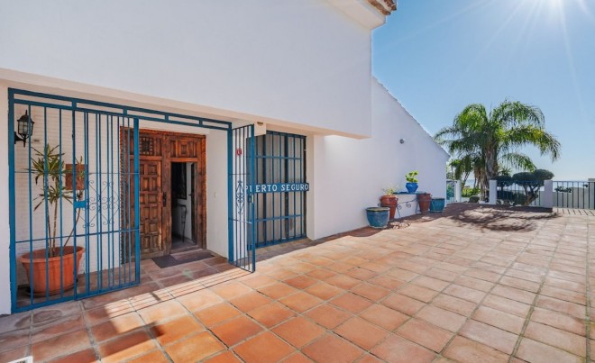 Venta · Villa / Chalet · Estepona · Costa del Sol