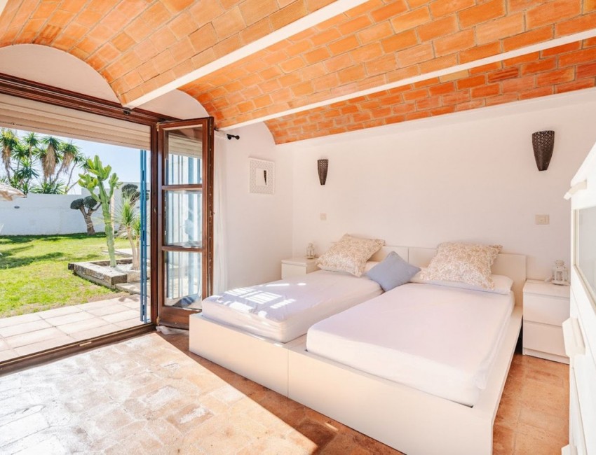 Venta · Villa / Chalet · Estepona · Costa del Sol