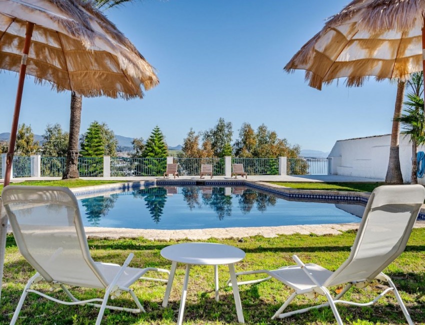 Venta · Villa / Chalet · Estepona · Costa del Sol