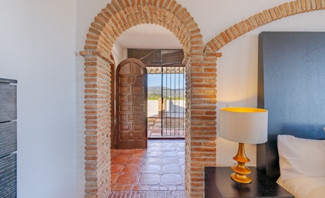 Venta · Villa / Chalet · Estepona · Costa del Sol