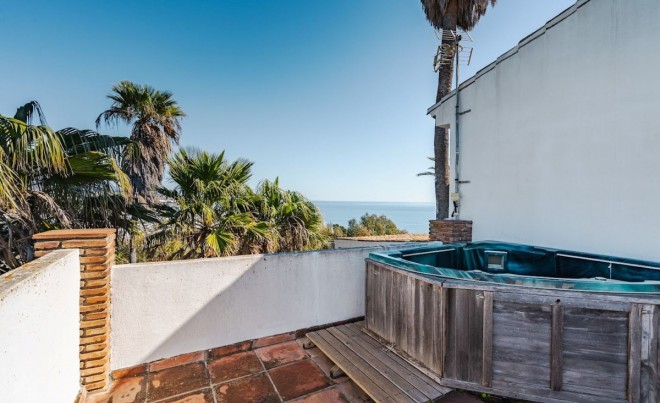 Venta · Villa / Chalet · Estepona · Costa del Sol