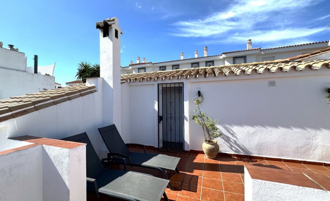 Venta · Bungalow / Adosado / Semiadosado · La Duquesa · Costa del Sol