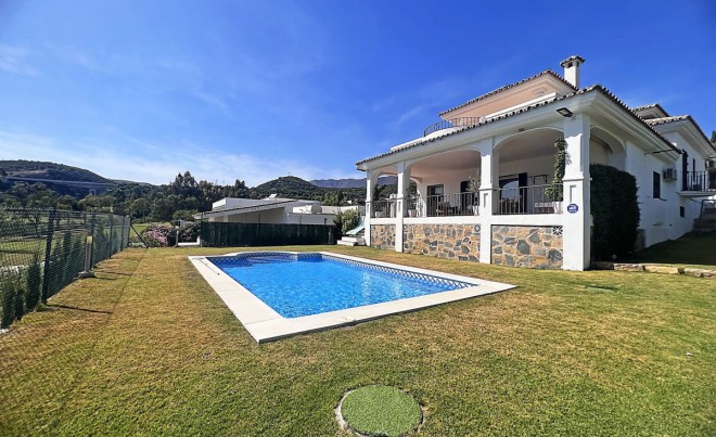 Venta · Villa / Chalet · Estepona · Costa del Sol