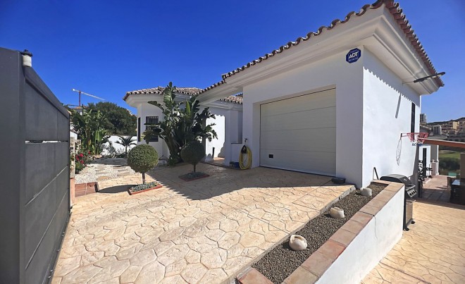 Venta · Villa / Chalet · Estepona · Costa del Sol