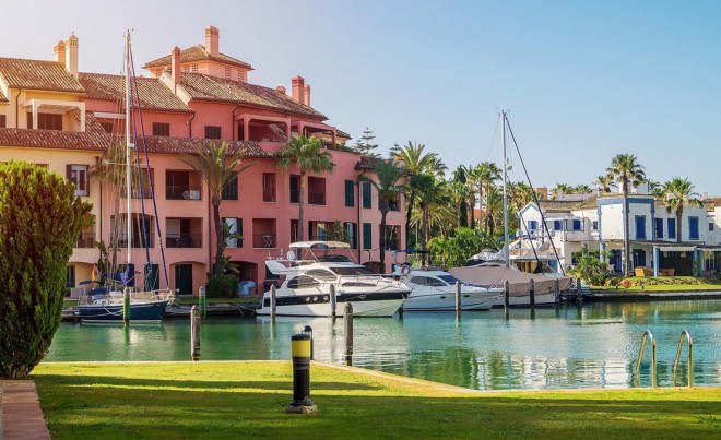 Sale · Apartment / Flat · Sotogrande Marina · Costa del Sol