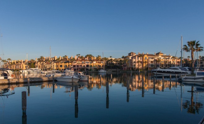 Sale · Apartment / Flat · Sotogrande Marina · Costa del Sol