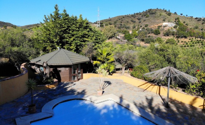 Venta · Villa / Chalet · Monda · Costa del Sol