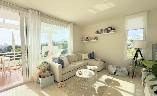 Sale · Apartment / Flat · Casares · Costa del Sol