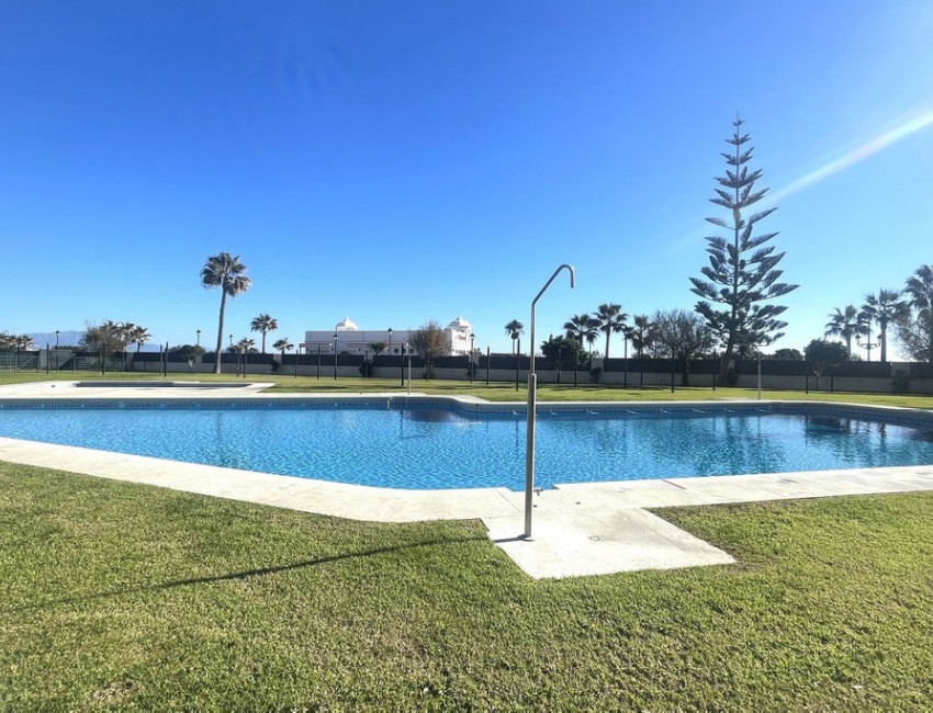 Sale · Apartment / Flat · San Luis de Sabinillas · Costa del Sol