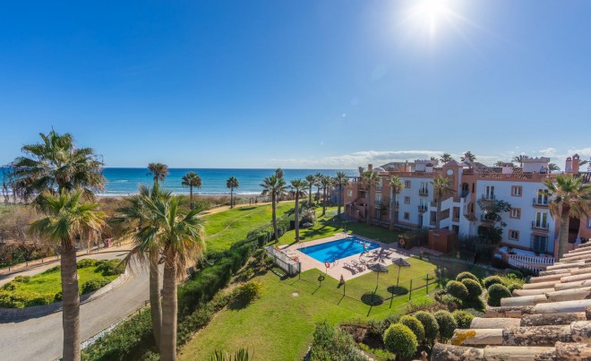 Sale · Apartment / Flat · Casares · Costa del Sol