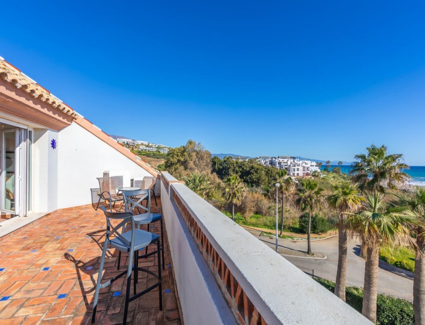 Sale · Apartment / Flat · Casares · Costa del Sol