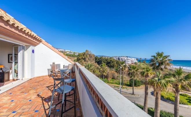 Sale · Apartment / Flat · Casares · Costa del Sol