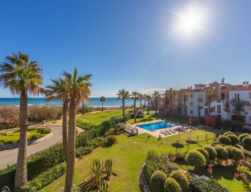 Sale · Apartment / Flat · Casares · Costa del Sol