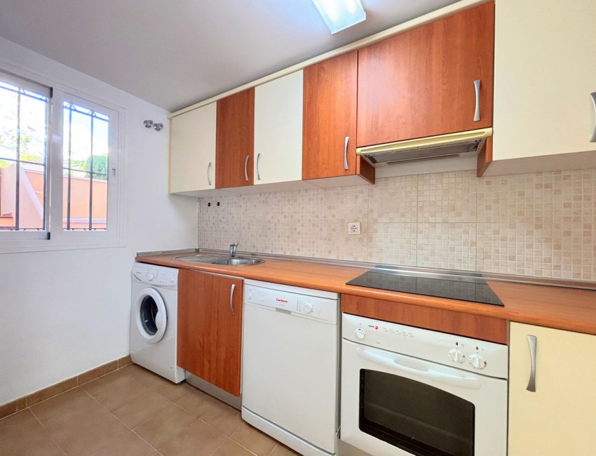 Sale · Apartment / Flat · Casares · Costa del Sol