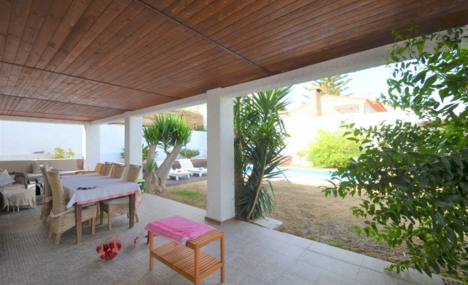 Venta · Villa / Chalet · Estepona · Costa del Sol