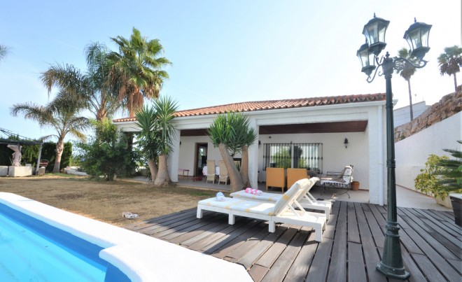 Venta · Villa / Chalet · Estepona · Costa del Sol