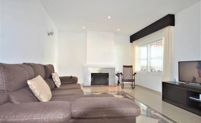 Venta · Villa / Chalet · Estepona · Costa del Sol